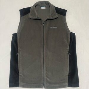 Columbia Gray and Black Fleece Vest